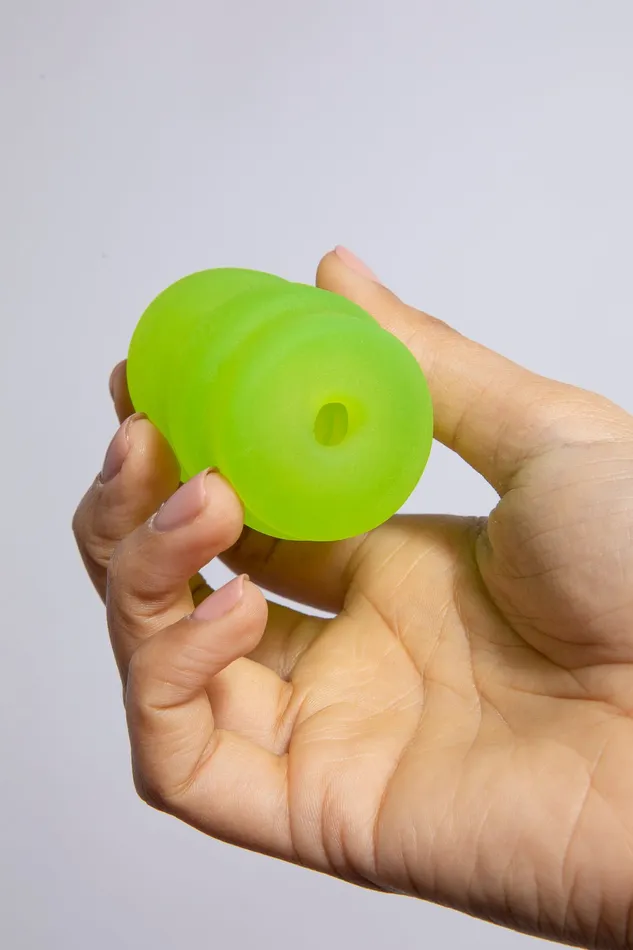 Pocket Stroker Masturbatore Pene Verde | TONGA Male Sex Toys