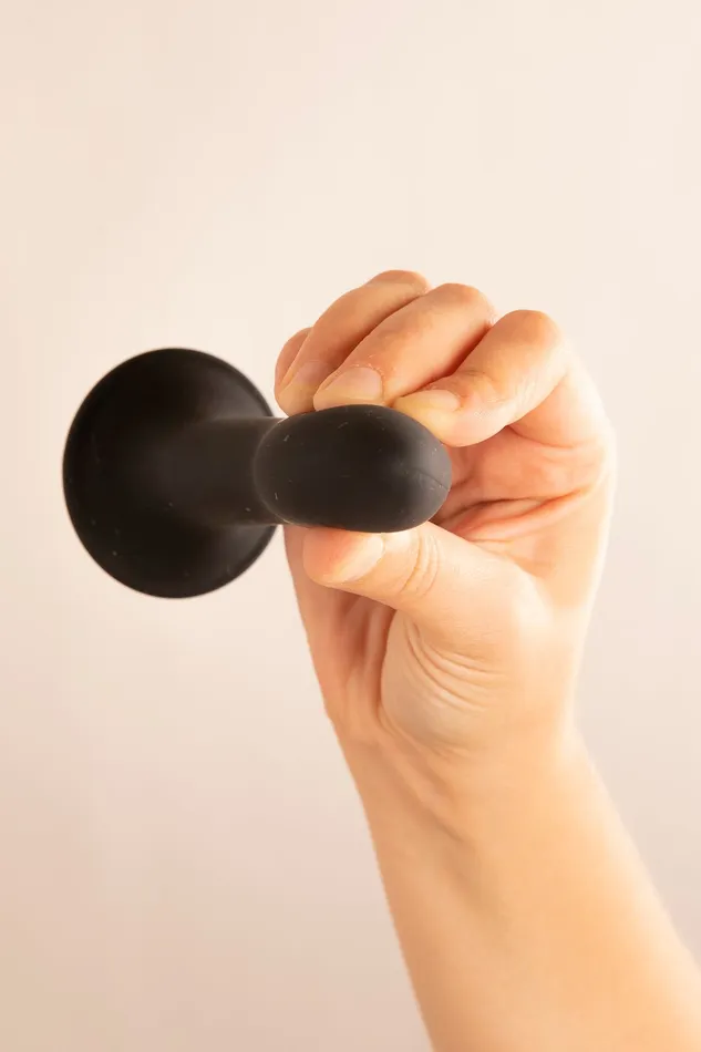 TONGA Dildos | Solid Love Dildo Nero